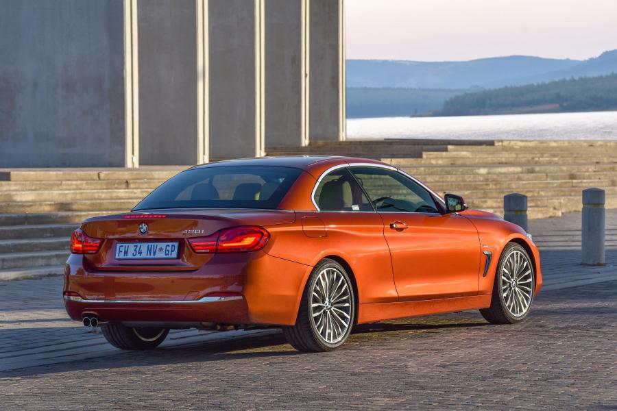  BMW 420i Convertible Luxury Line 2017 года  (ZA) (фото 5 из 30)